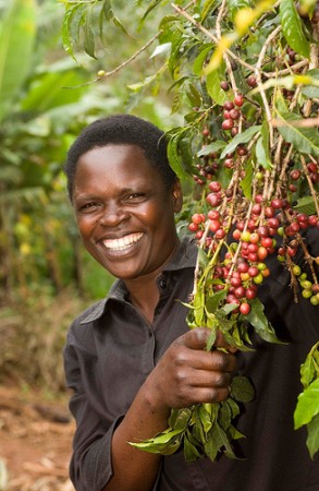 Una de las trabajadoras en las plantaciones de café de Uganda